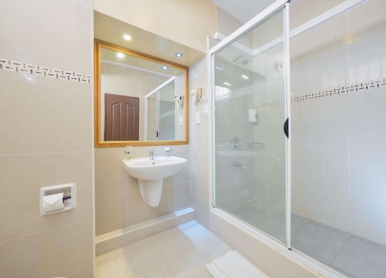 Gold Crest Hotel Quatre Bornes Εξωτερικό φωτογραφία